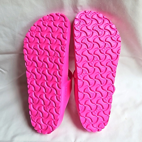 Birkenstock Thong Sandals NWOT - Picture 4 of 7